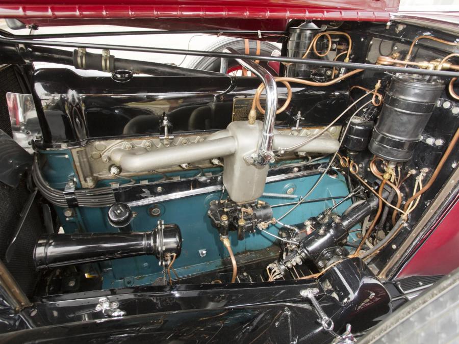 Моторный отсек Stutz Model M Monte Carlo by Weymann 1929 года  (фото 3 из 17)